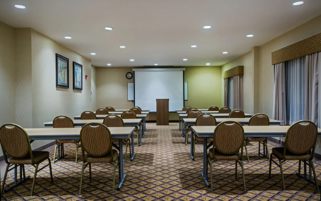 Candlewood Suites Windsor Locks Bradley Arpt by IHG