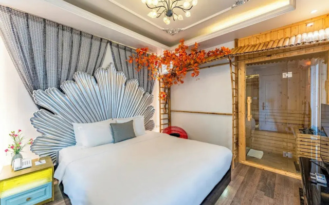 Mai Hotel