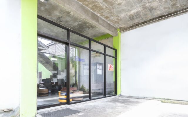 OYO 3830 Dfarys Gh Syariah