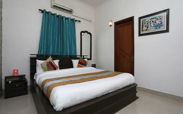 OYO 14306 Advantage Homes