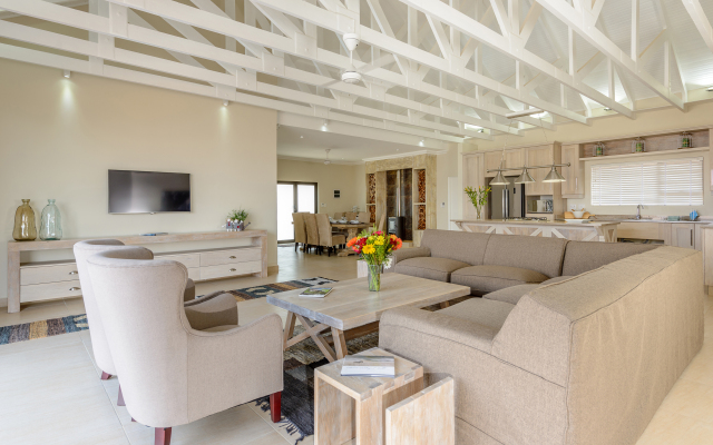 Cayley Mountain Resort