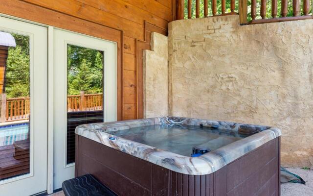 Smoky Mountain Splash, 6 Bedroom, Private Pool, WiFi, Pool Table, Sleeps 18