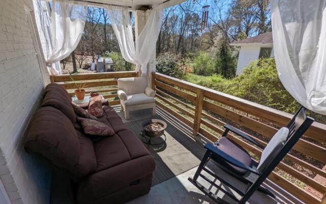 eKstasis Hostel & Urban Farm