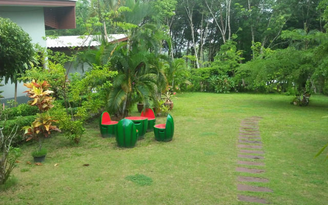 Phuket Sirinapha Resort