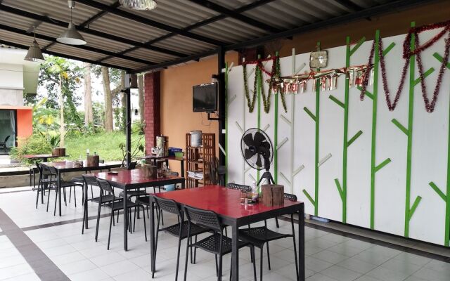 Makmai Resort