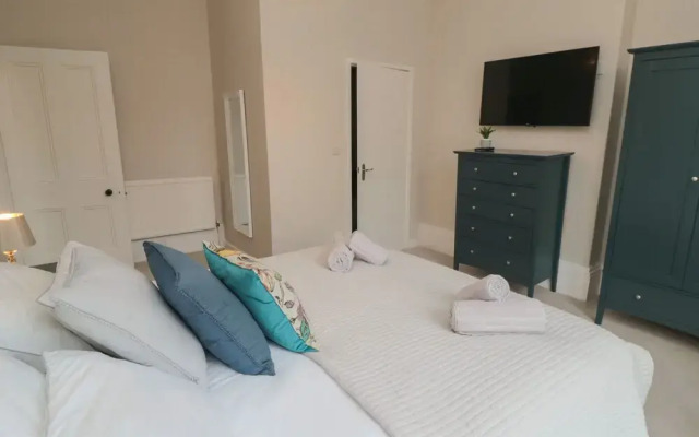 Spinnaker House