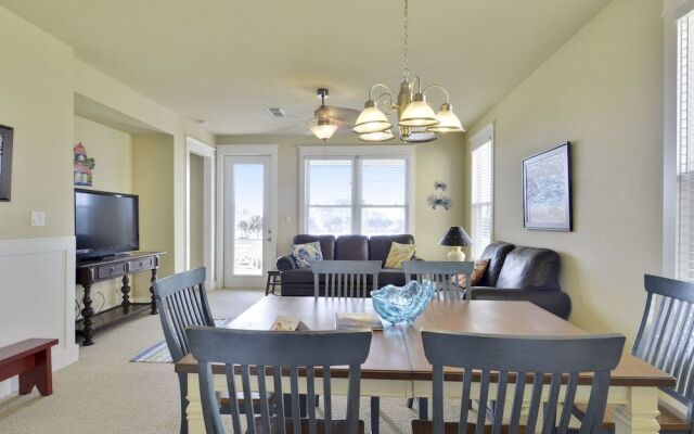 Beach Blast 3 Br home by RedAwning