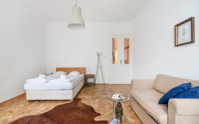 Modern Studio in the heart of Vienna