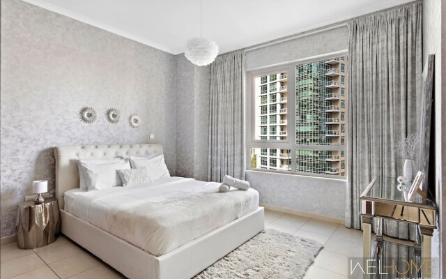 WelHome - Luxurious apartment with Burj Khalifa views