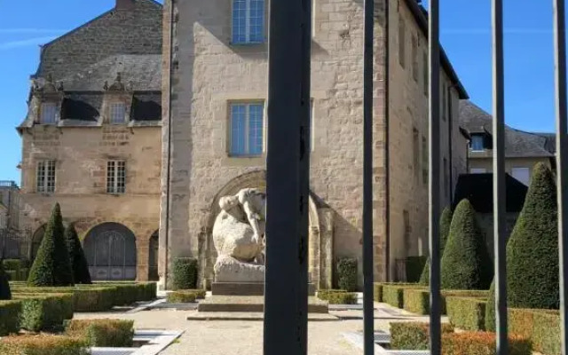 ★ Studio ★ Brive Centre ★