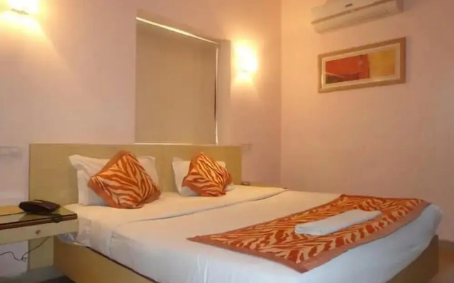 Capital O 67372 Halcyon Suites