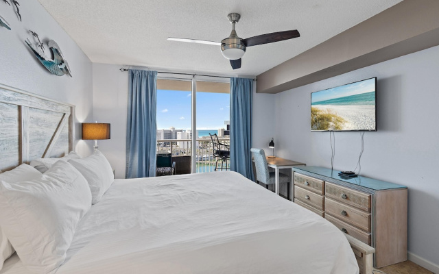 Pelican Beach Terrace 1404