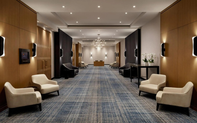 Montreal Marriott Chateau Champlain