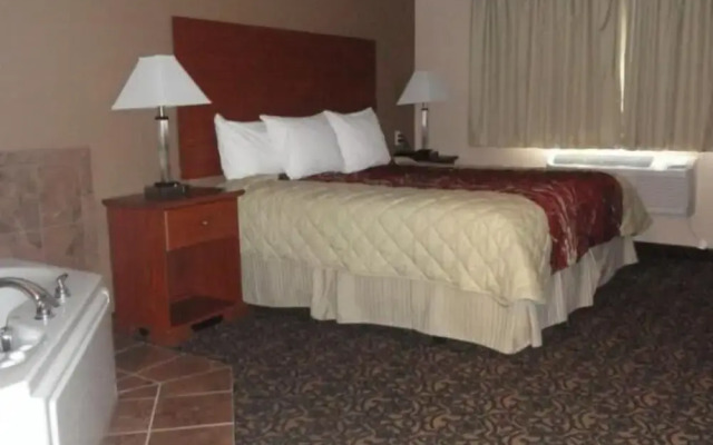 Canby Inn And Suites