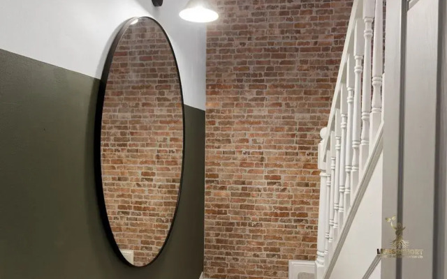 Luxe Courtyard Apt - Exeter City Centre