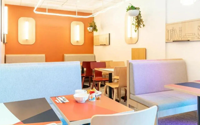B&B Hôtel Nantes Centre