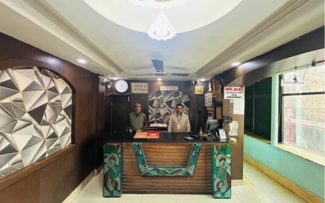 Hotel Jay Deluxe