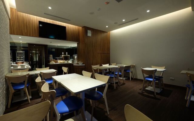 Shin Shin Hotels - Songshan