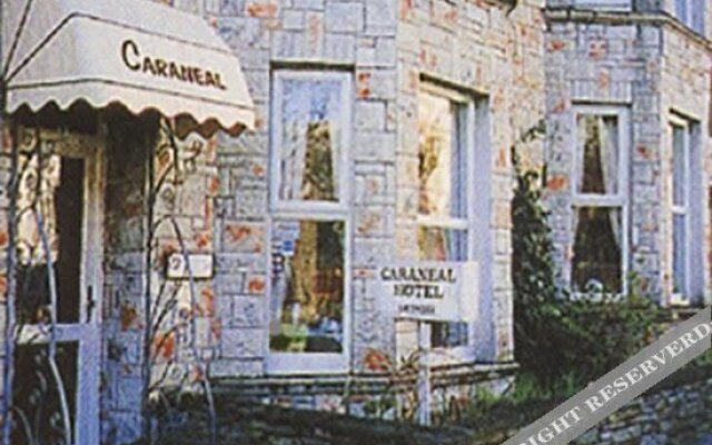 The Caraneal Hotel - Guest house