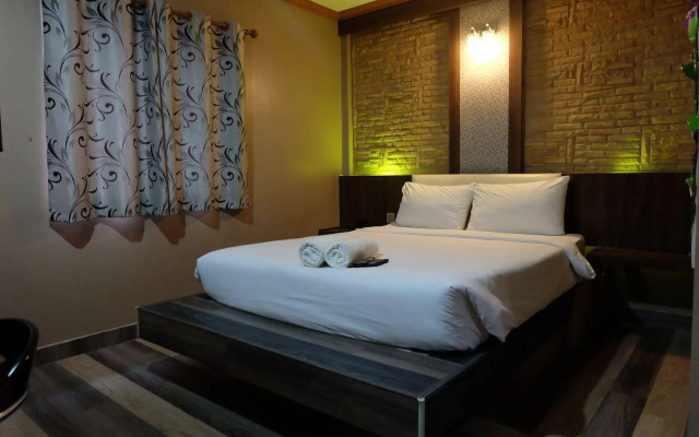 Golden House Hotel Sakaeo