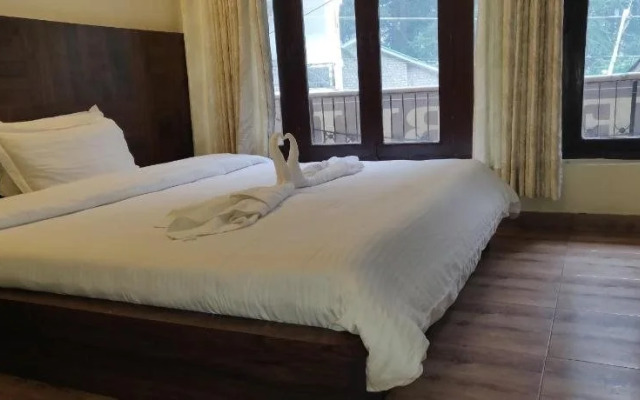 Hotel Blue Heaven