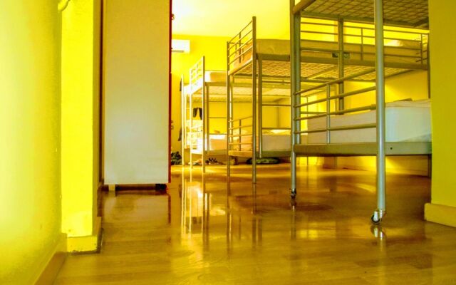 Onefam Les Corts Hostel