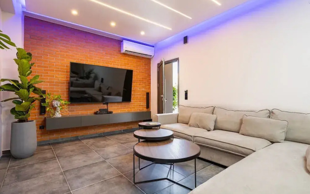 Noir Residence
