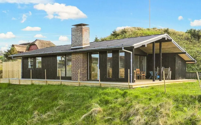 6 Person Holiday Home in Blokhus