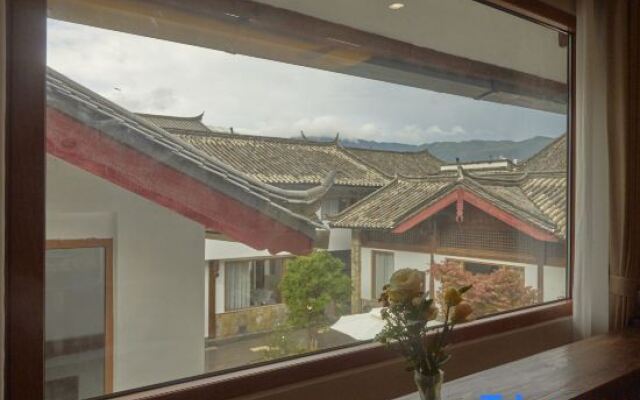 One Mountain House · Snowy Mountain Sunny Residential Homestay