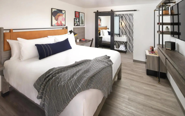 voco The Tuxon by IHG