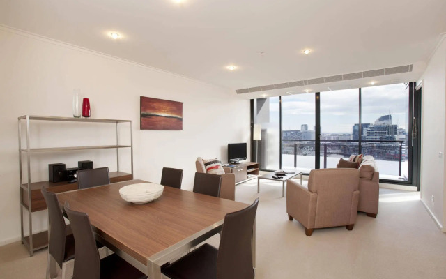 Melbourne Short Stay Apartments on Whiteman