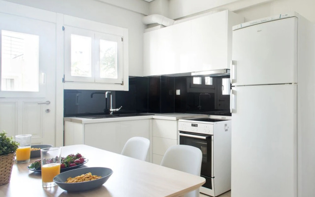 Apartment 101m² - Roof Garden with Acropolis View