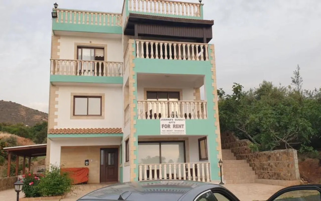 JOANNA SUNSET APTS Pomos