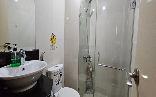 PRS at One Palm Tree Villa near Airport