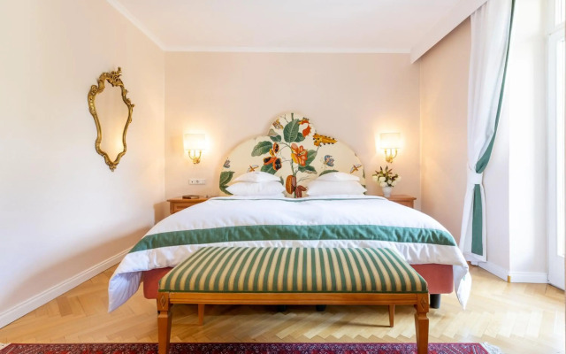 Hotel Elephant