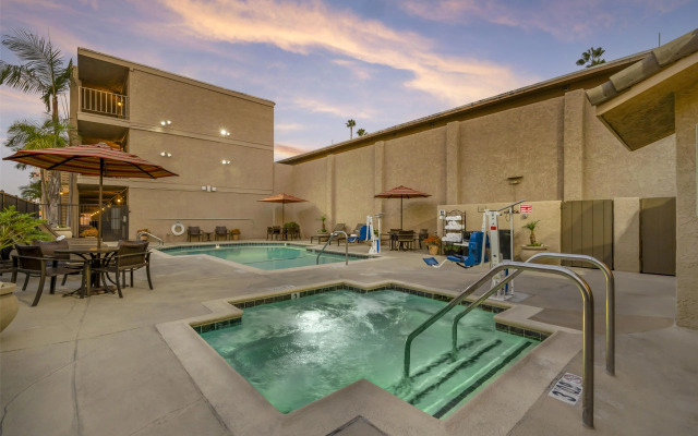 Best Western Plus Anaheim Inn