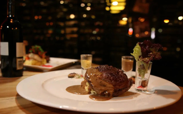 Lot 10 Boutique Hotel