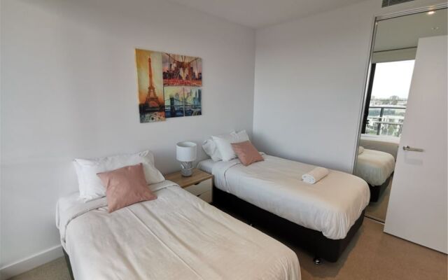 HFN Waterside Melbourne Apartment