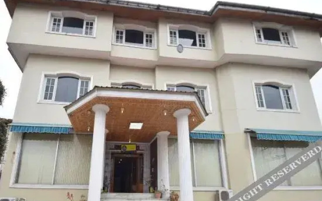Hotel Nishat View