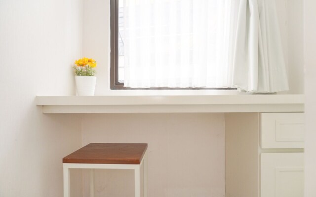 Nice And Simply Look Studio Transpark Cibubur Apartment