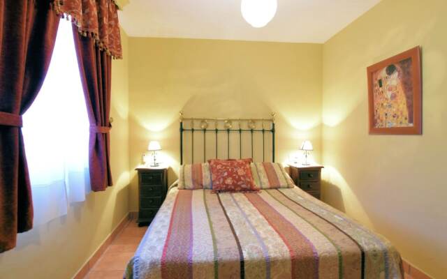 Charming Cottage in Loja with Private Pool