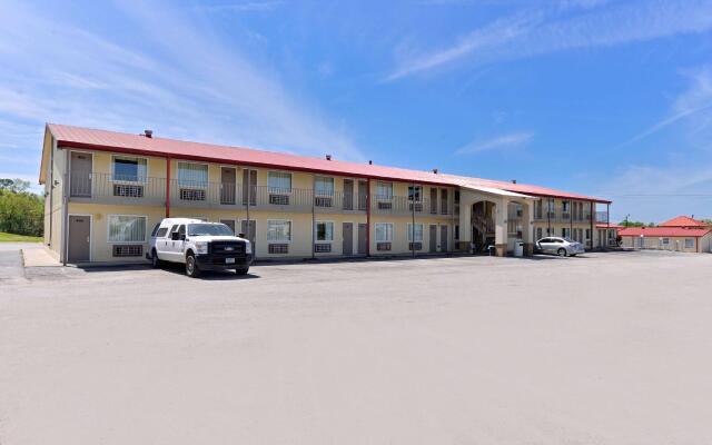 Red Roof Inn Buffalo, TX