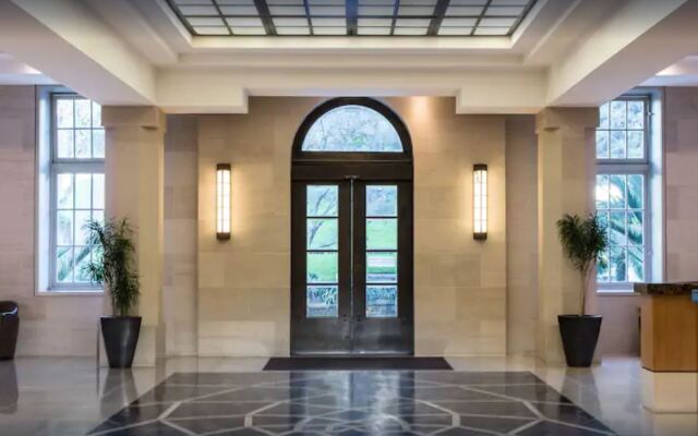 Avani Auckland Metropolis Residences