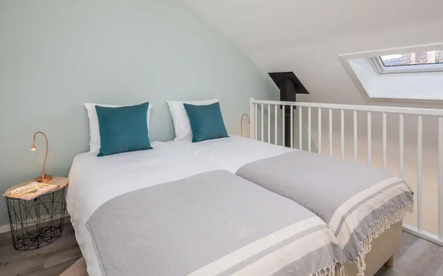 Luxurious Holiday Home With Dishwasher, 200 m From the Beach