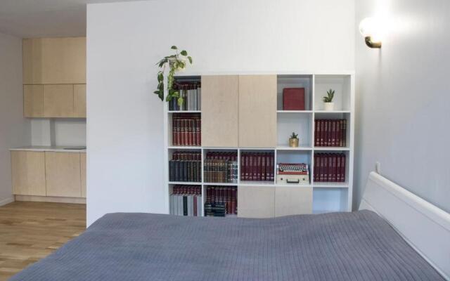 Mini Home Bookshop Studios