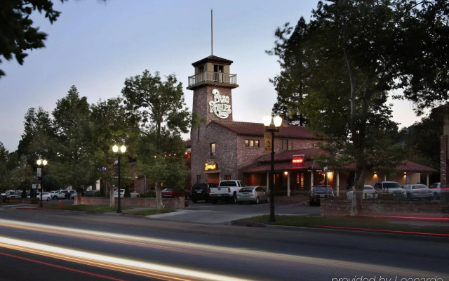 Paso Robles Inn