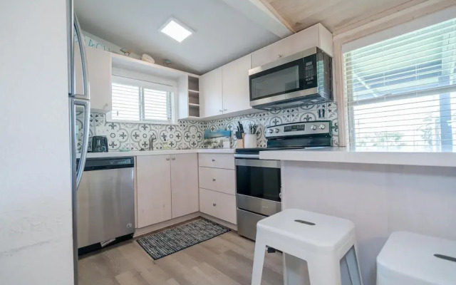 Cast A Waves 2 Bedroom Home