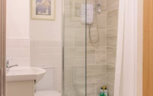 Dublin 4 Spacious 3 Bedroom Apartment