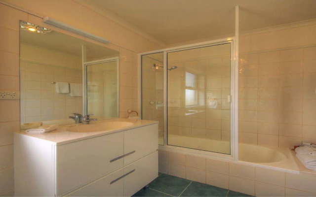 Stanley Village Waterfront Accommodation