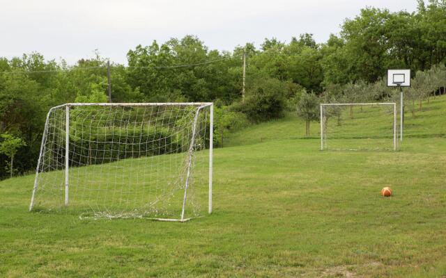 Rolling Farmhouse of Val D'orcia
